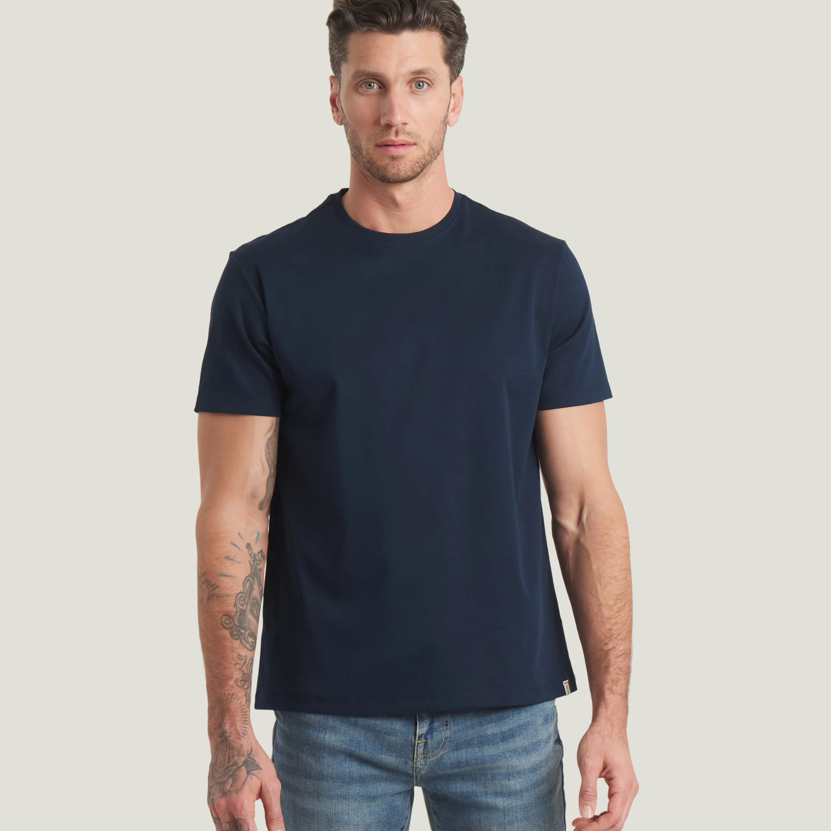 #color_navy & blue: 1 navy | 1 blue