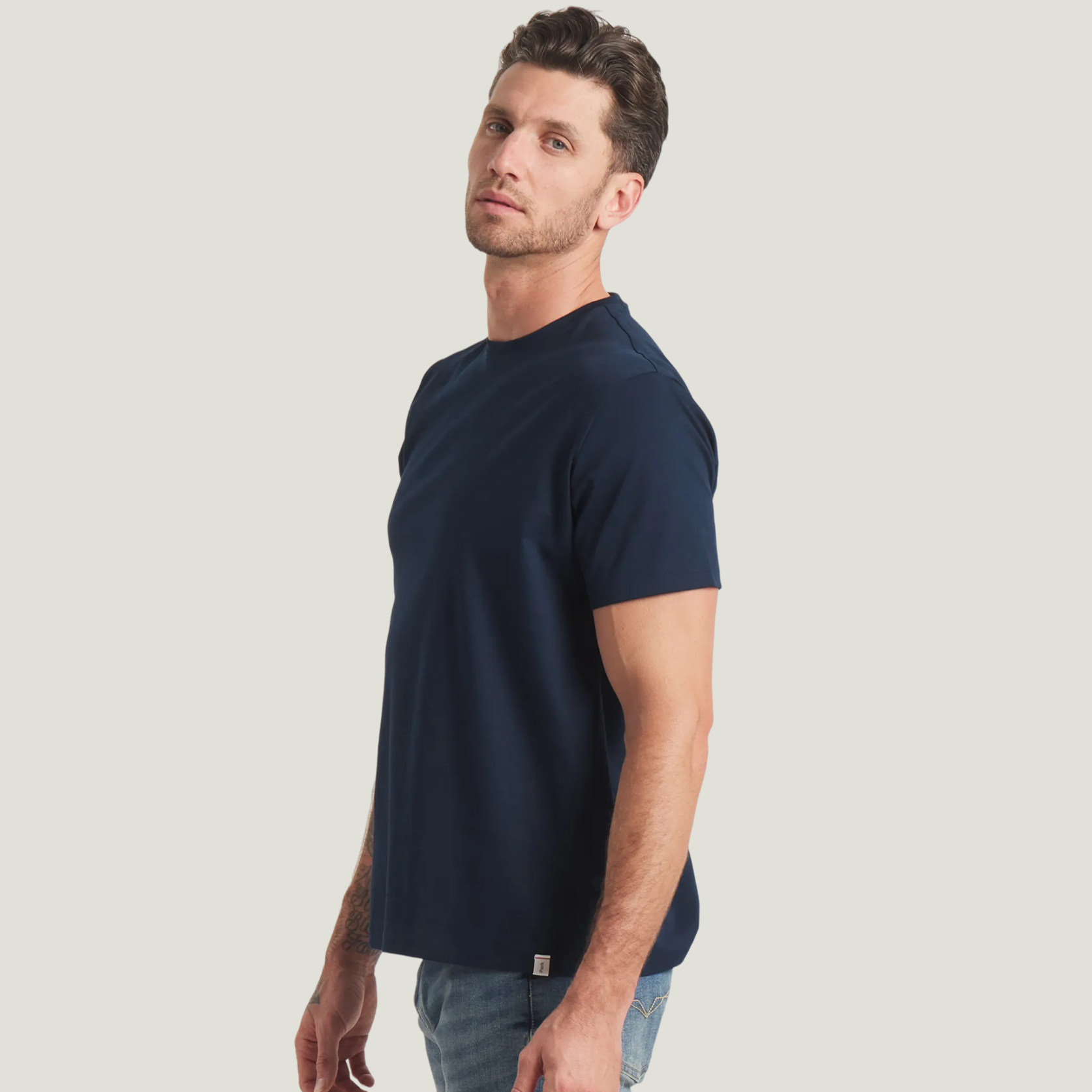 #color_navy & blue: 1 navy | 1 blue