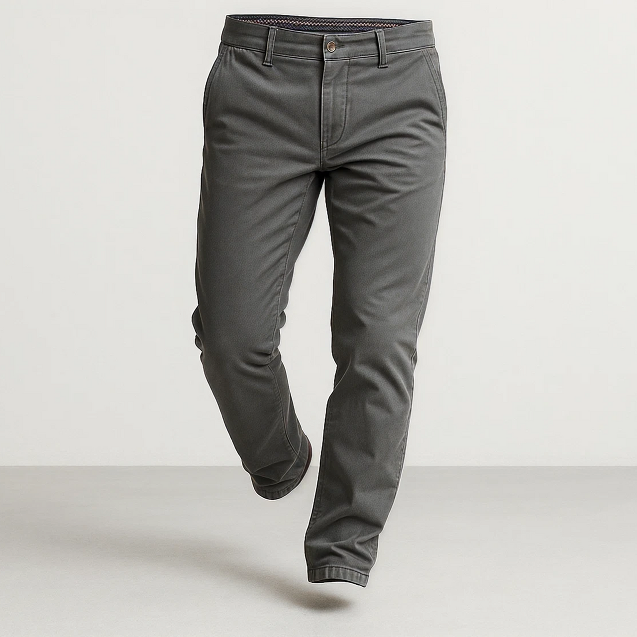Feel Good Chinos in Faded Black
