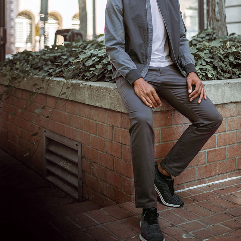 Feel Good Chinos in Faded Black
